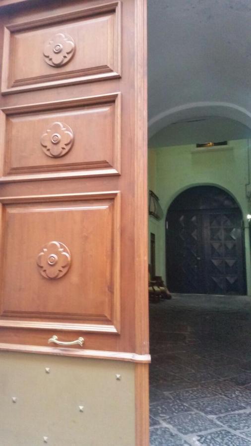 Napoli Storia E Mare Bed & Breakfast Exterior photo